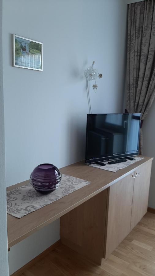 Floriani Apartment *